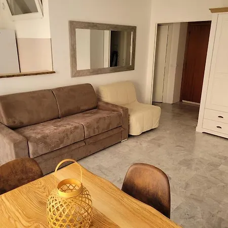 Entre Plages Et Monaco Climatise Parking Apartment *