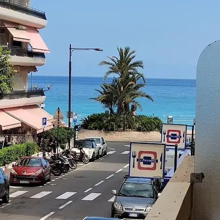 Entre Plages Et Monaco Climatise Parking *