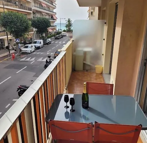 Entre Plages Et Monaco Climatisé Parking Apartamento