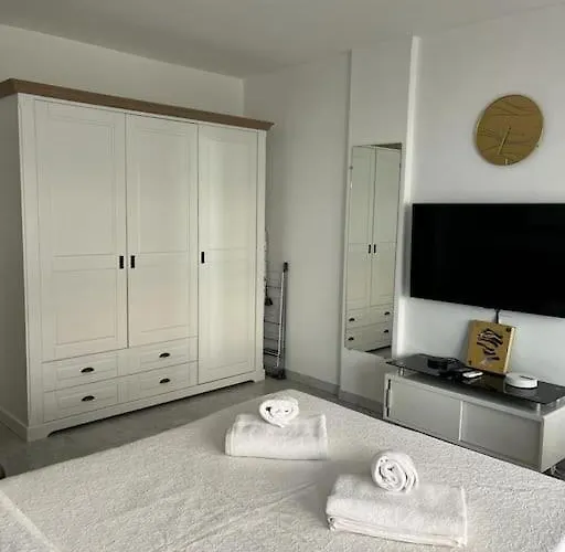 Apartament Entre Plages Et Monaco Climatise Parking
